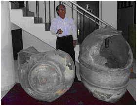 Dua buah sampah antariksa yang telah diidentifikasi oleh Lapan sebagai bekas roket milik Rusia yang jatuh di Gorontalo dan Lampung. Sumber: http://orbit.sains.lapan.go.id/ 